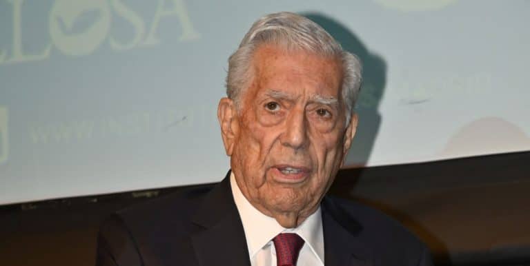 Vargas Llosa se acerca a Isabel Preysler por un motivo que no deja indiferente a nadie