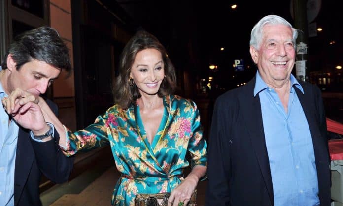 Isabel Preysler, Mario Vargas Llosa y José Antonio Ruiz-Berdejo