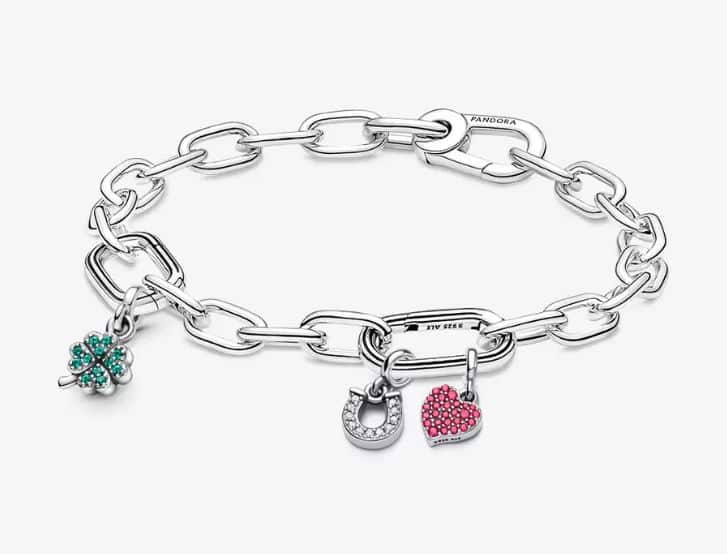 Estas son las joyas de Pandora ideales para regalar en Navidad