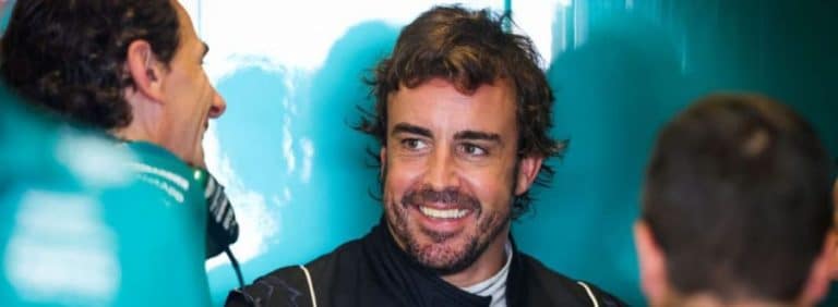 Fernando Alonso se rinde a Melissa Jiménez como madre de Leonard