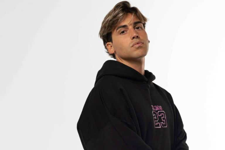 Con las prendas de Rams 23 se puede vestir siguiendo el oversize style