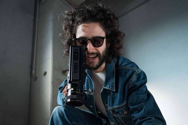 PORTRAIT es una marca de gafas que une pasión por el arte y moda y que promueve el talento de artistas globales