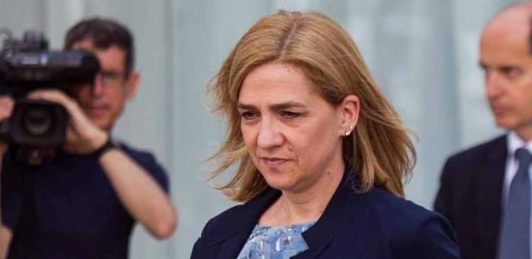 La Infanta Cristina reaparece en mitad de la negociación de su divorcio