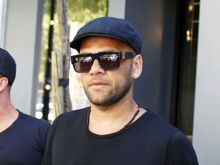La Audiencia de Barcelona autoriza que un psicólogo designado por Dani Alves examine a su presunta víctima