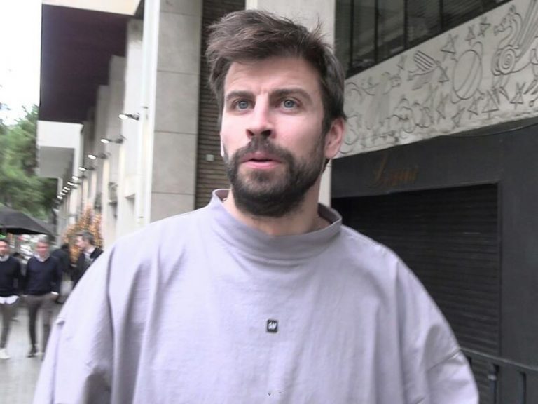 Gerard Piqué, «en shock» y muy enfadado tras la aparición de sus hijos en el último videoclip de Shakira