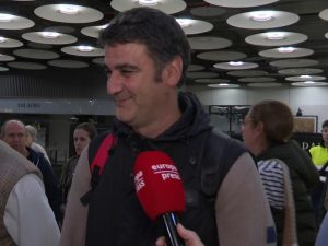 Jesulín de Ubrique, volcado en el rodaje de 'Masterchef Celebrity', lleva con una sonrisa estar alejado de su familia