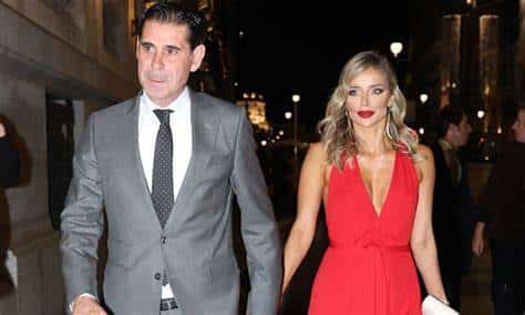 Fernando Hierro, papá de nuevo junto a la periodista deportiva Fani Stipkovic