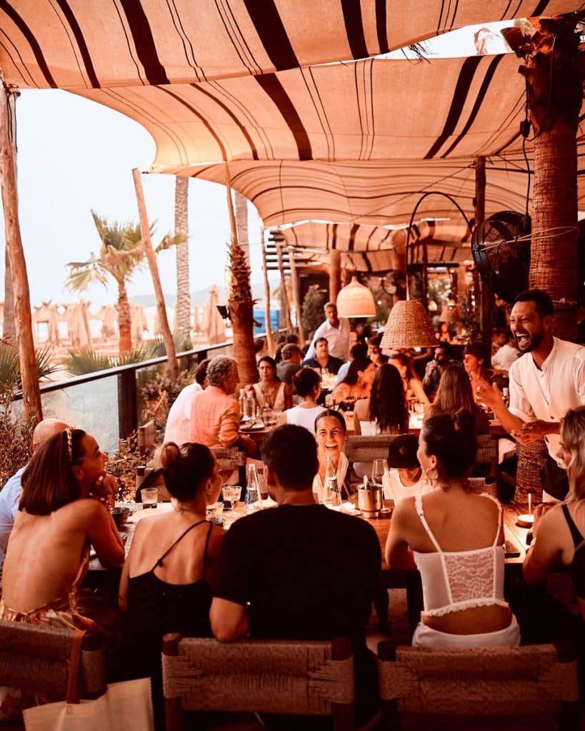El Morat más exclusivo en el nuevo Beach Bar, Restaurante y Club "Playa Soleil" de Ibiza