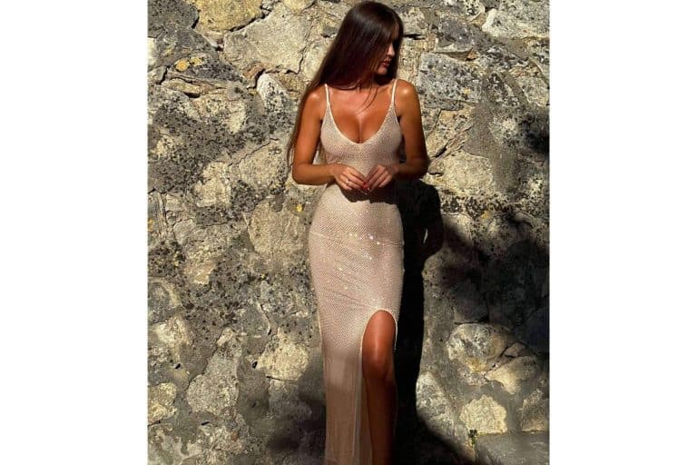 Vestidos para la noche con el estilo y la distinción de la firma de moda Mía & Lova
