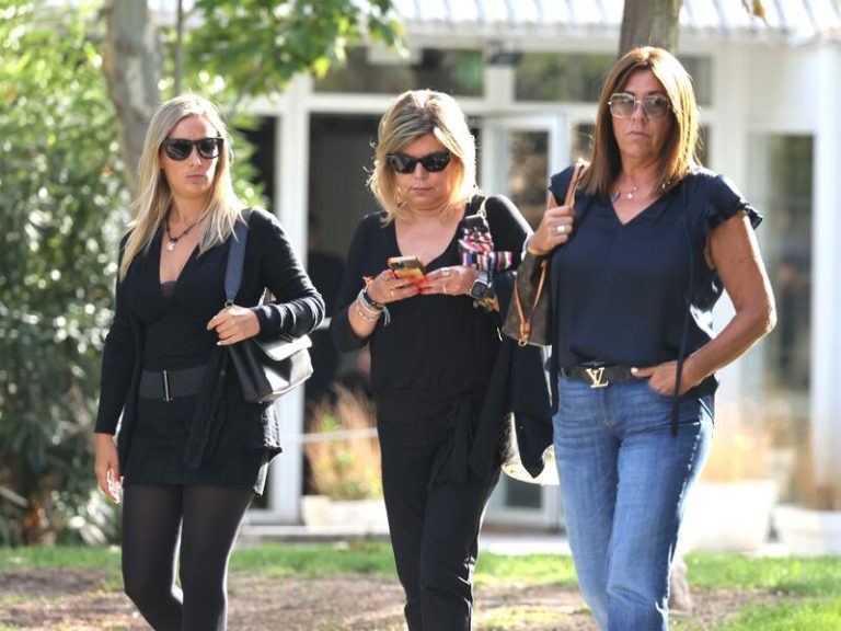La familia Campos se reúne tras la incineración de María Teresa Campos