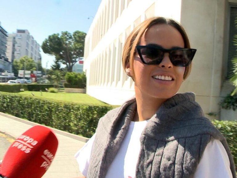 Gloria Camila reacciona con indiferencia a las declaraciones de Gema Aldón sobre la boda de su madre