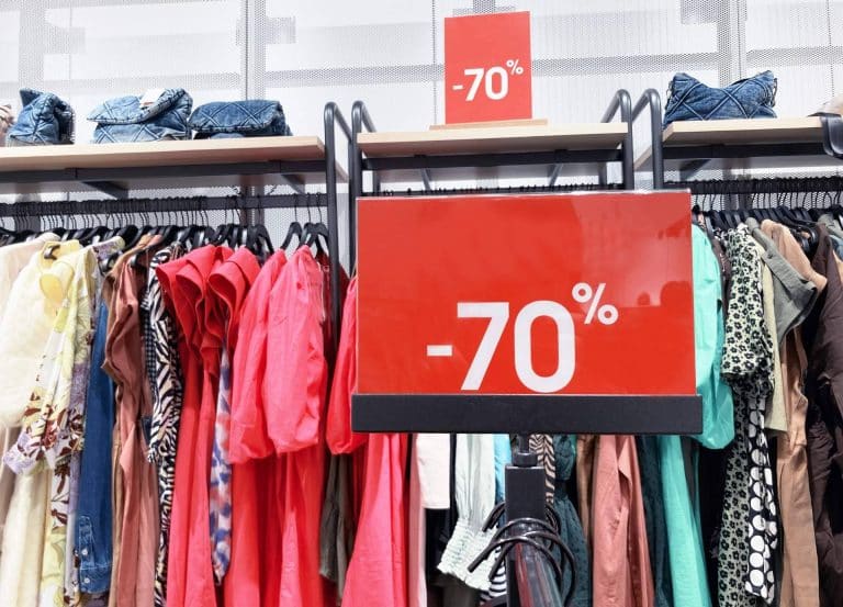 Comprar ropa de marca con descuento en Valencia en Factory Store
