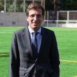 José Luis Martínez-Almeida se enfrenta a las preguntas sobre su boda con Teresa Urquijo