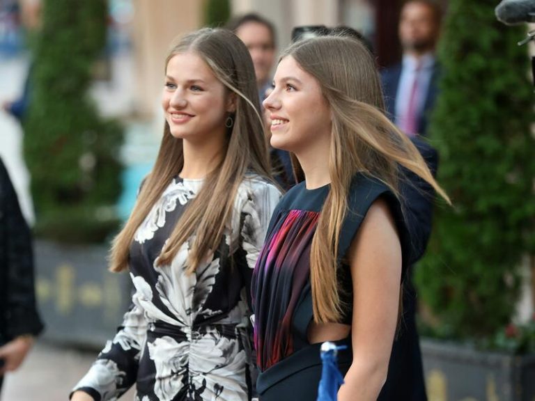 La Familia Real al completo llegan al Concierto Premios Princesa de Asturias