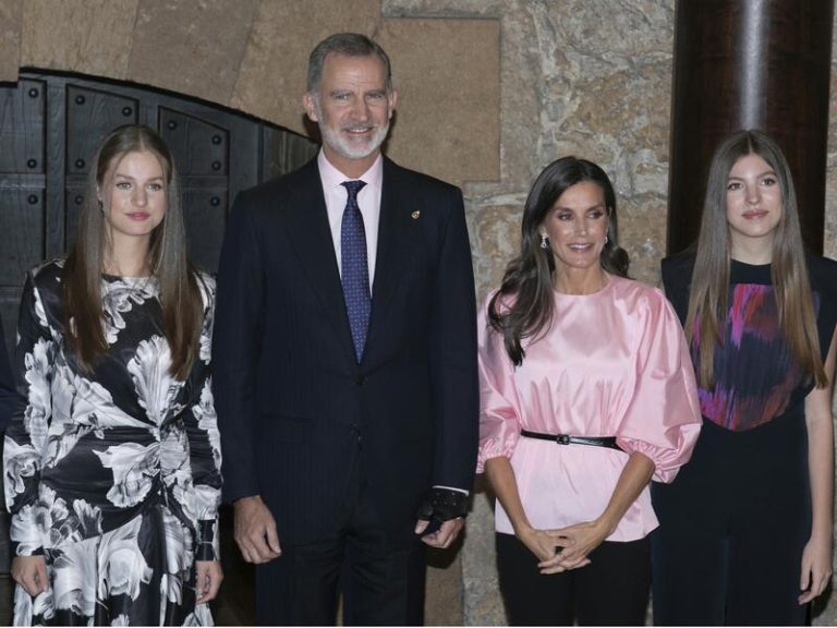 La Princesa Leonor se da un baño de masas en Asturias