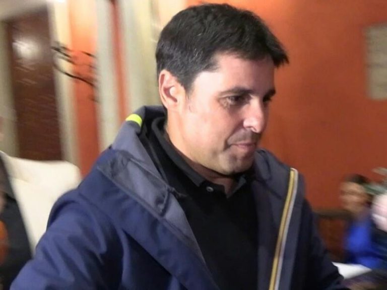 Francisco Rivera huye tras las declaraciones de su hermano Julián Contreras