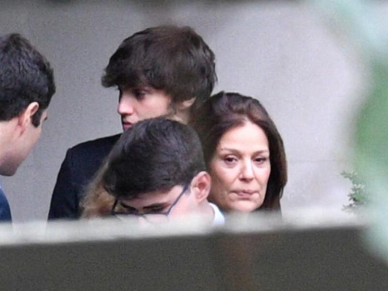 Nuria González se deja ver completamente devastada tras la muerte de su marido, Fernando Fernández Tapias