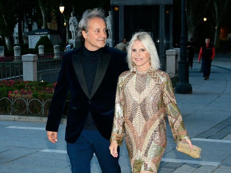 Narcís Rebollo desvela que Eugenia Martínez de Irujo se encuentra bien tras la polémica con los pozos