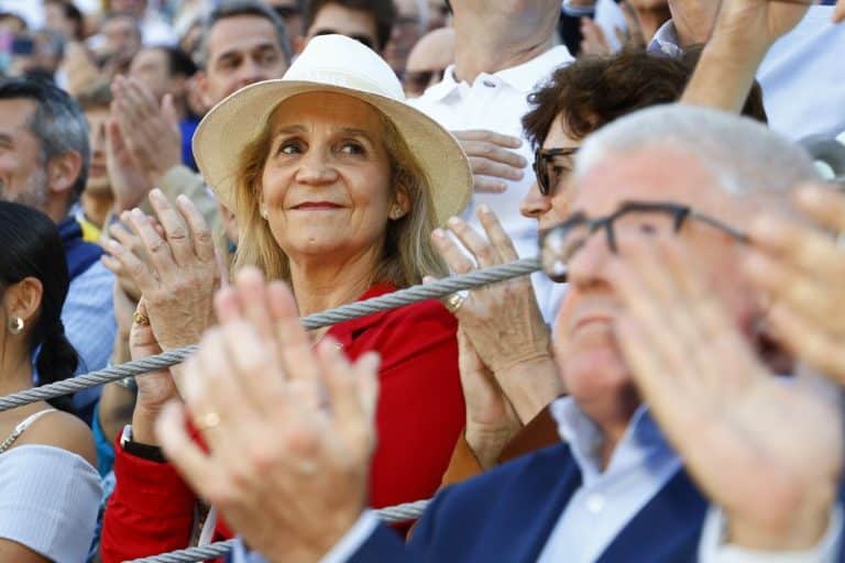 La Infanta Elena, al margen del gesto de orgullo de Victoria Federica hacia la Princesa Leonor