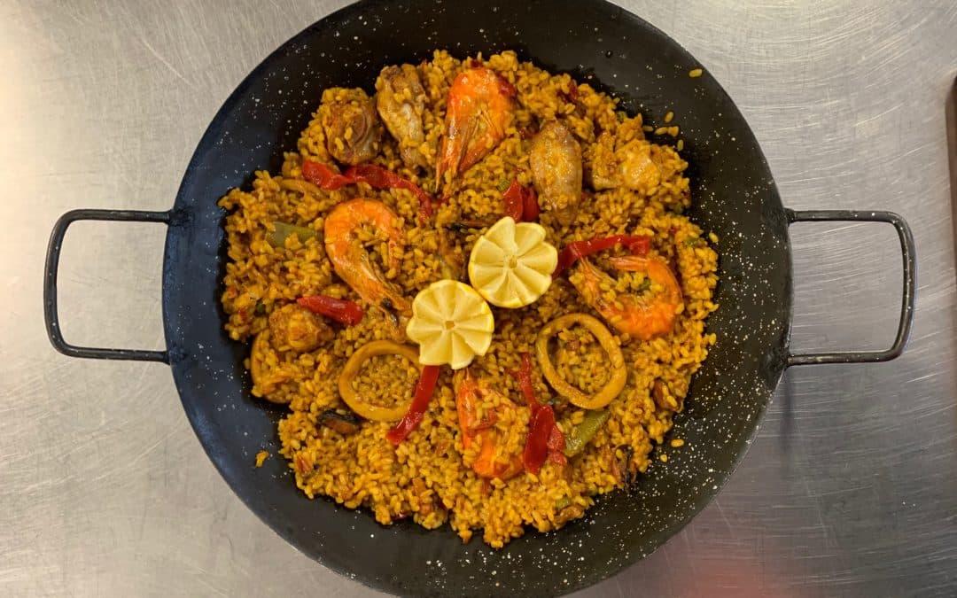 Esta es la receta de paella que se ha convertido en un imprescindible para los chef de estrella michelín