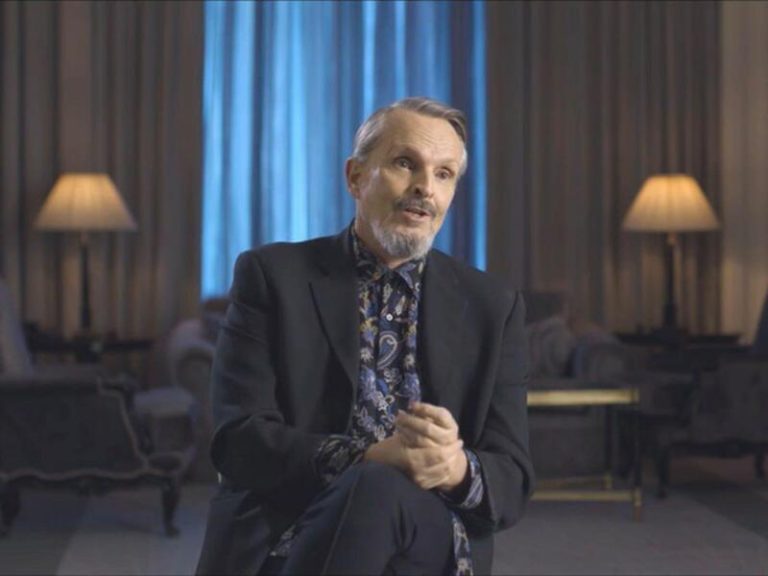 Miguel Bosé desvela quién fue su primer amor