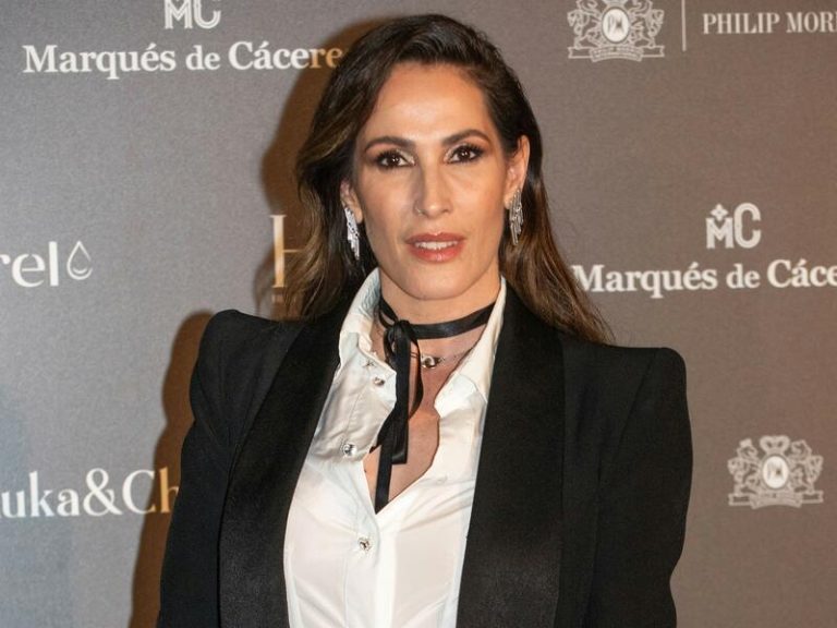 Malú desvela emocionada qué le diría a su yo del pasado