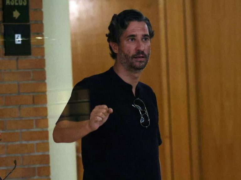 Cándido Conde-Pumpido, ingresado en las últimas horas