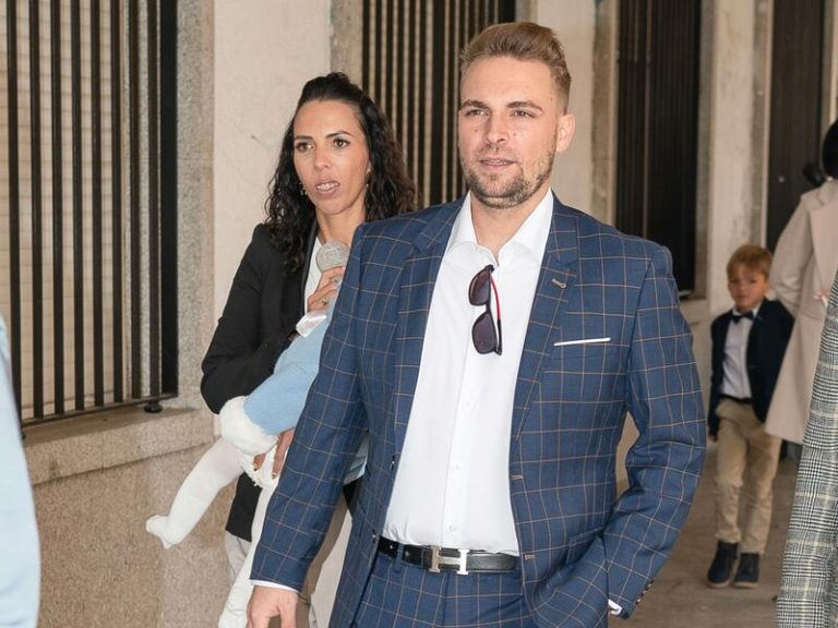 El clan Campos se reúne al completo por bautizo del nieto de Carmen Borrego