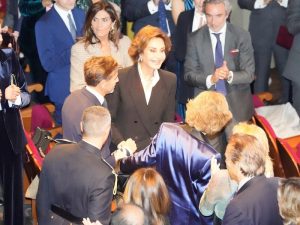 La reina Sofía y Naty Abascal, su encuentro más cariñoso en los Premios BMW de Pintura