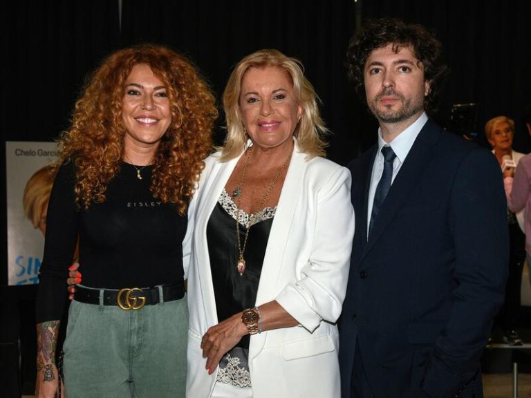 Las imágenes que demuestran la buena relación entre Bárbara Rey y su hijo
