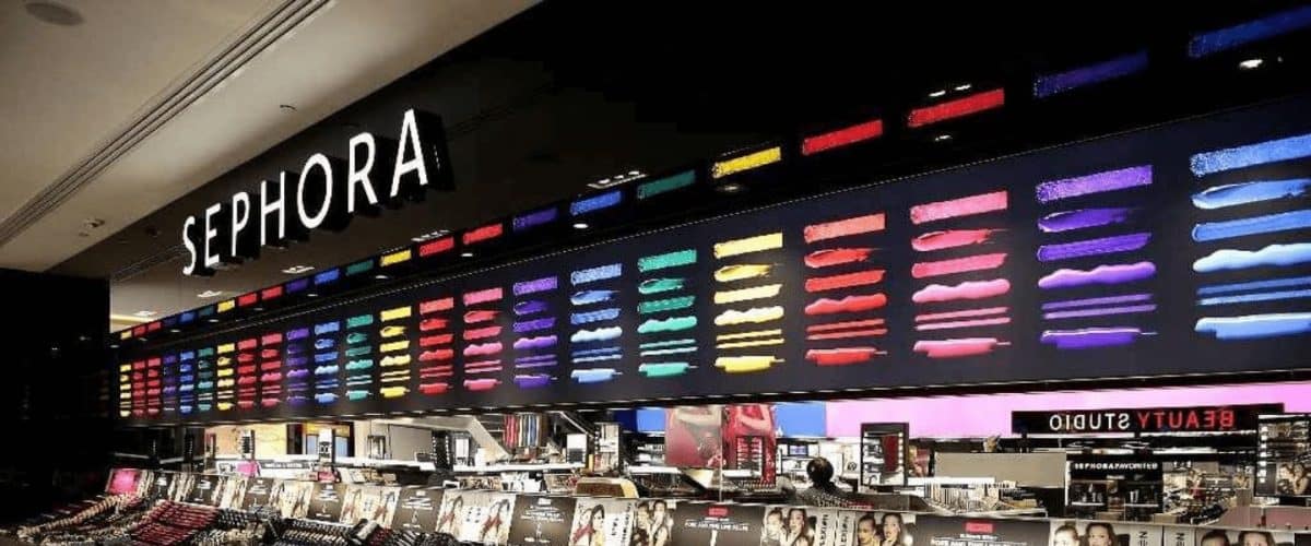 Descubre las 6 cremas antiarrugas irresistibles de Sephora, Rituals y Khiels para mujeres de 40. ¡Regalos perfectos!