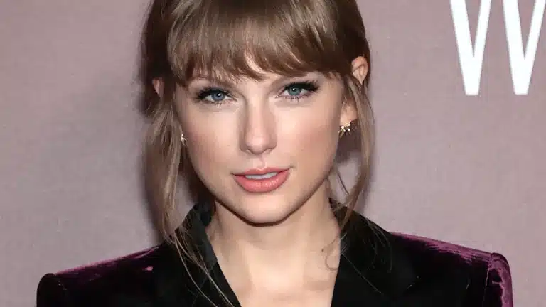 Dior desvela los detalles del vestido de novia de Taylor Swift que nadie conocía