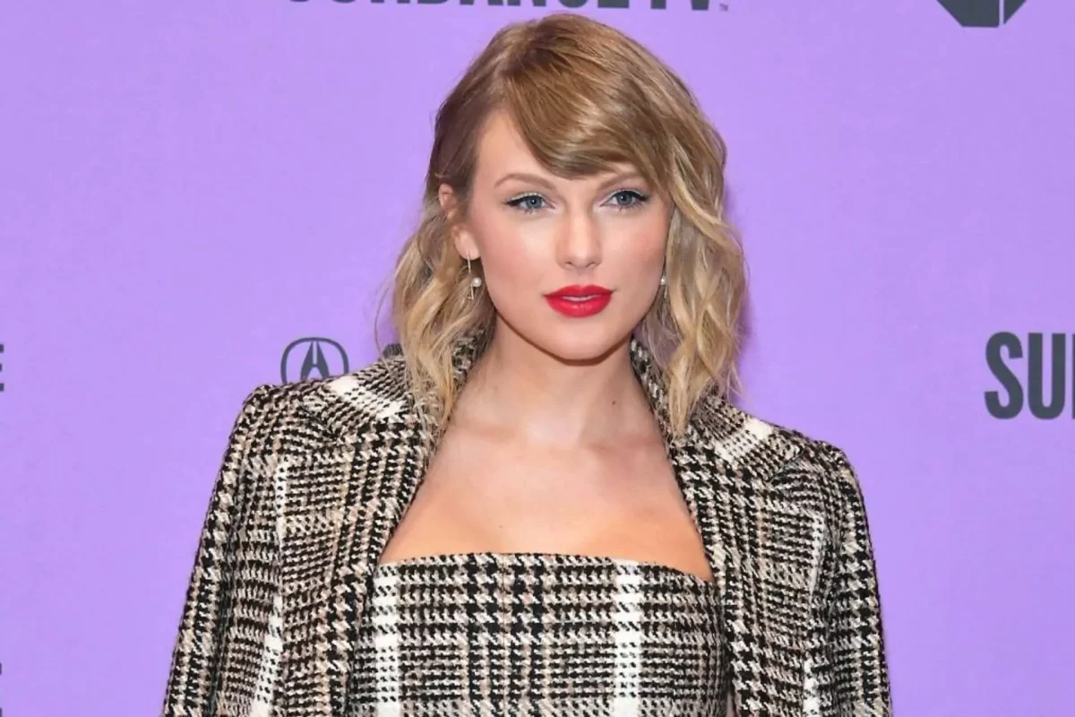 Rutina anti-acné al estilo de Taylor Swift: Cómo logra su piel perfecta