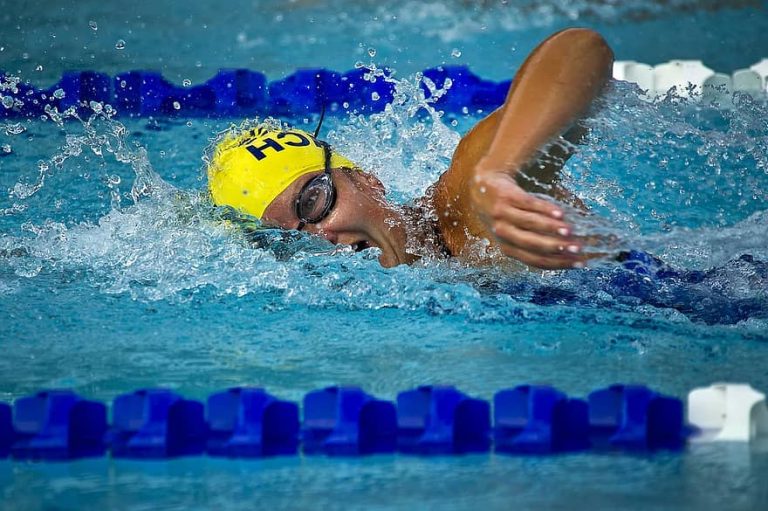 Natación: descubre cómo este ejercicio completo rejuvenece cada célula de tu cuerpo
