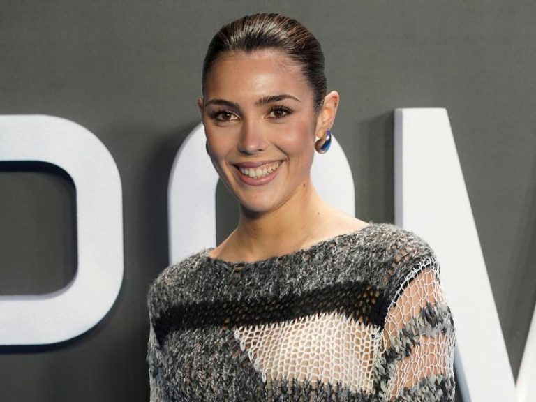 Anna Ferrer Padilla, muy ilusionada tras comprarse su primera vivienda
