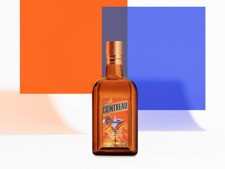 Cointreau lanza una edición limitada de su icónica botella con el artista Insane 51