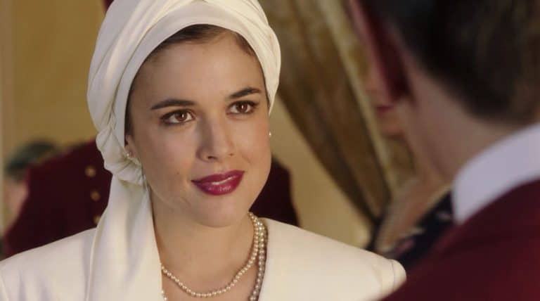 Manicura de cine: Adriana Ugarte y su técnica para prolongar la vida de sus esmaltes