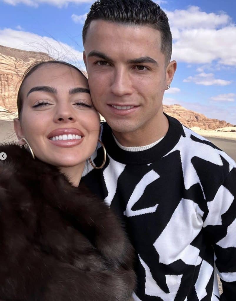 Cristiano Ronaldo y Georgina conquistan el desierto a 10.000 euros la noche