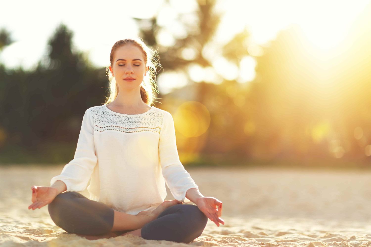 MEDITACIÓN: EL EQUILIBRIO MENTE-CUERPO Y SU REFLEJO EN LA PIEL