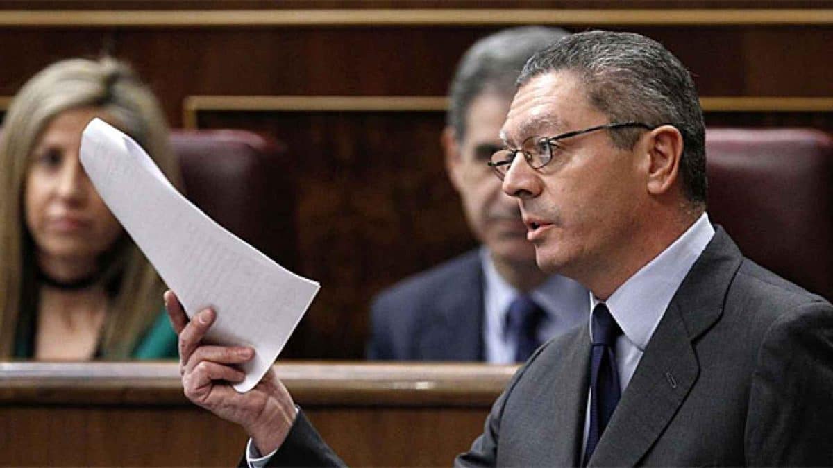 La vida de Alberto Ruiz-Gallardón a los 65 años y alejado de la política