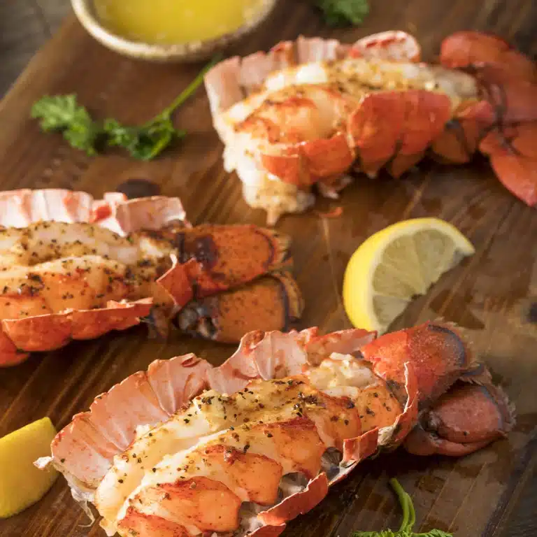 Descubre el arte culinario: secretos y pasión para cocinar una exquisita Langosta con maestría