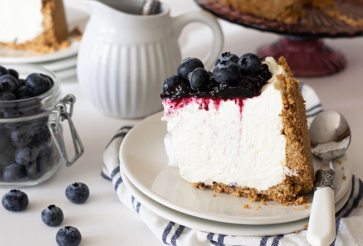 Tarta de queso exprés: ¡Deliciosa en solo 2 minutos con 3 ingredientes en el microondas!