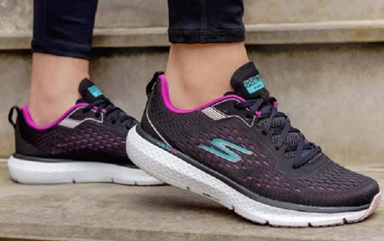 Consejos para escoger unas buenas zapatillas para caminar