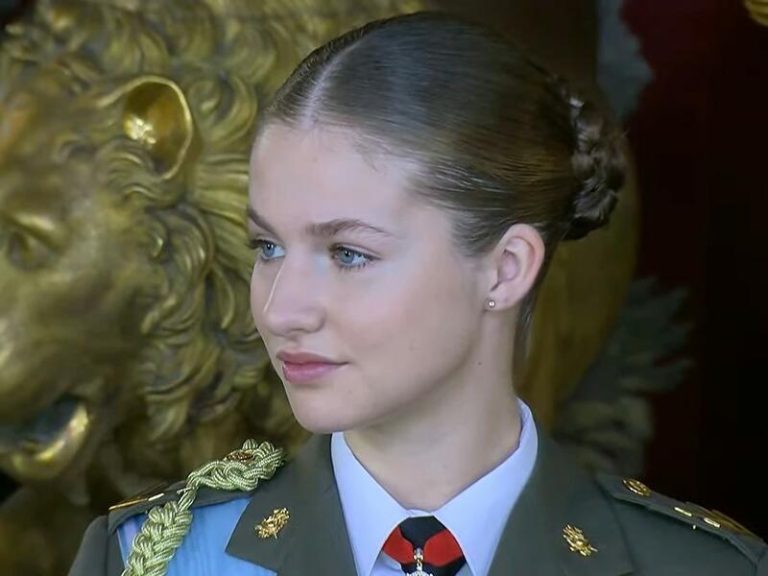 La Princesa Leonor se abre paso en su primera Pascua Militar