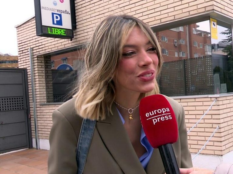 Alejandra Rubio asegura que su madre no está sola