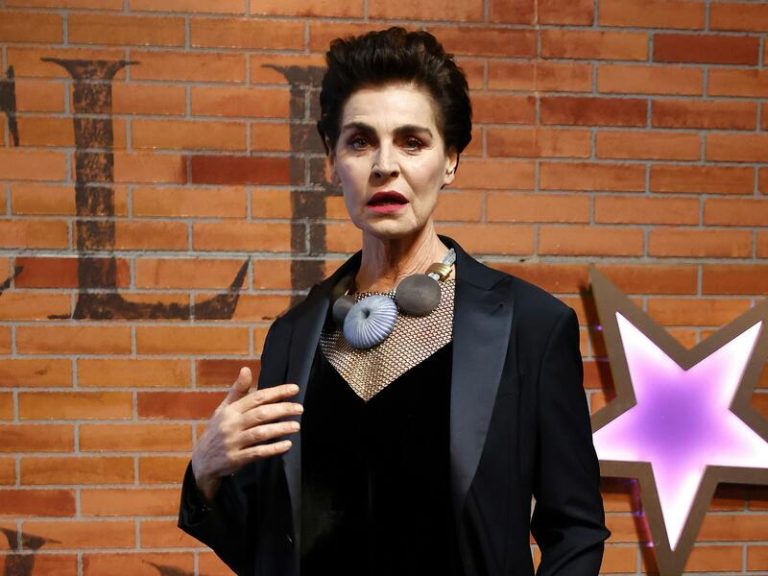 Antonia Dell’Atte estalla tras preguntarle por la Fundación Aless Lequio