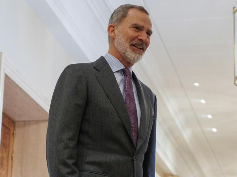 El Rey Felipe VI celebra su 56 cumpleaños trabajando