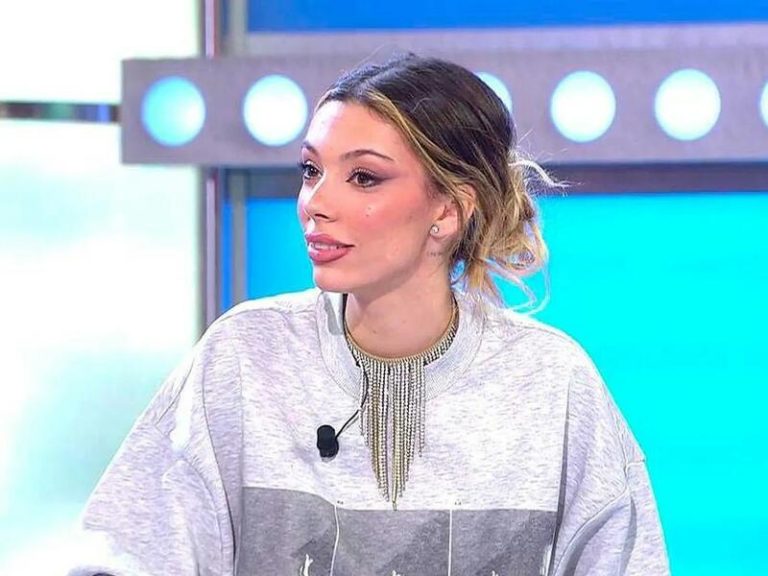 Alejandra Rubio reacciona al blog de su madre