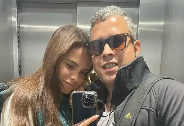 Gloria Camila se encierra con su hermano para dar la nota