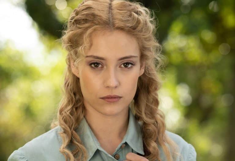 Todo sobre Ana Garcés: de vender ropa a protagonista de la serie del momento